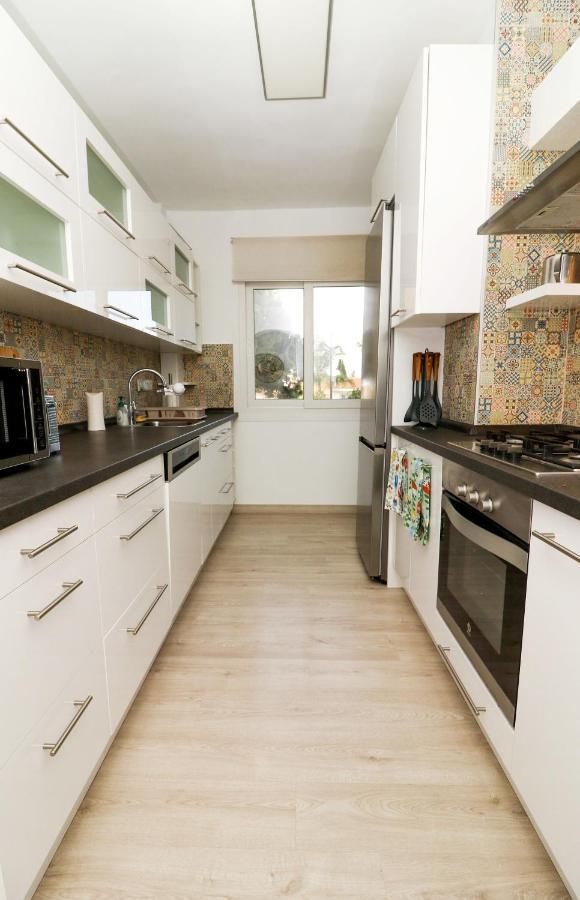 Family Apartment Walking Distance To The Sea And All Amenities Sitio de Calahonda Exteriör bild