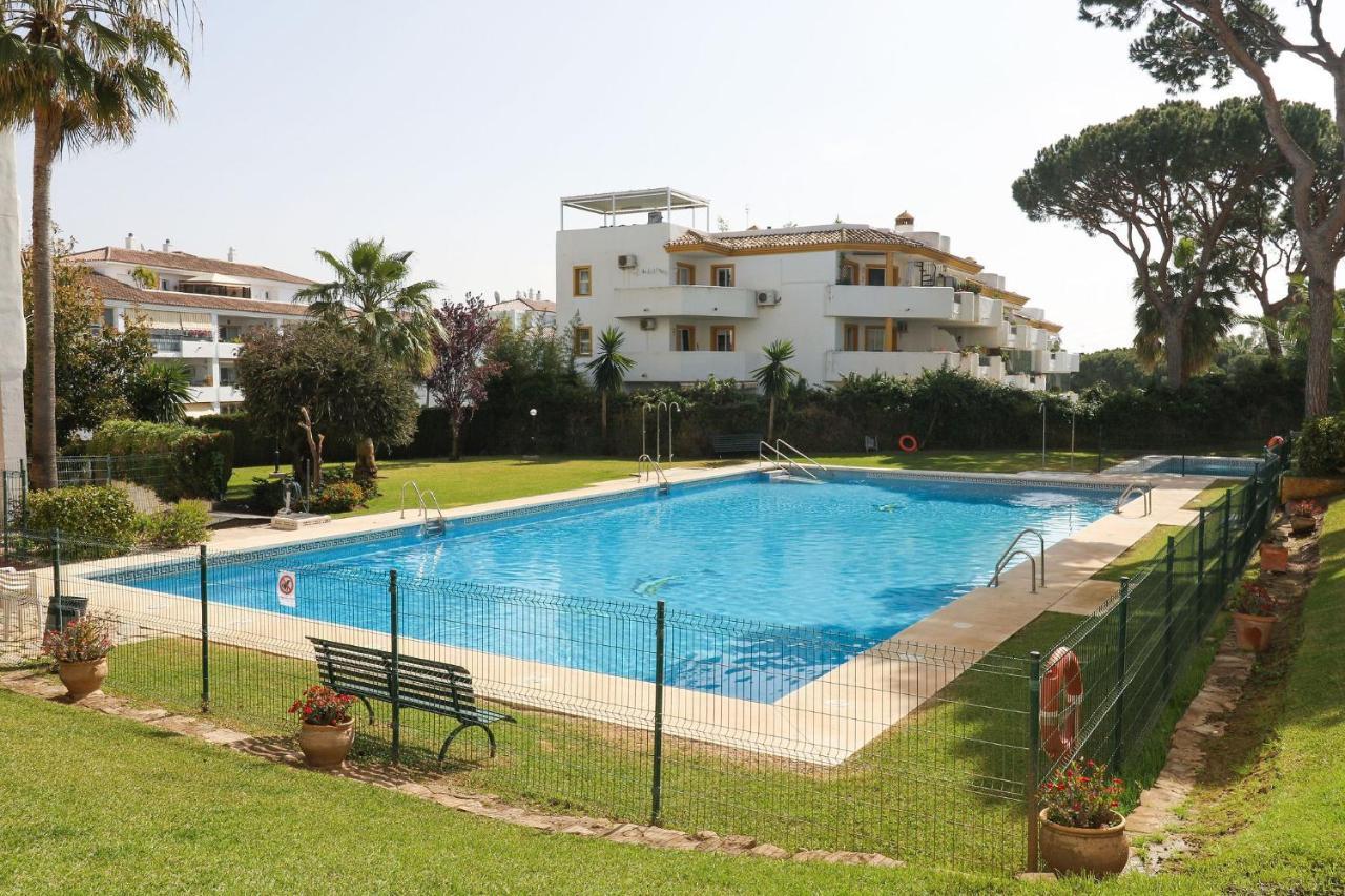 Family Apartment Walking Distance To The Sea And All Amenities Sitio de Calahonda Exteriör bild